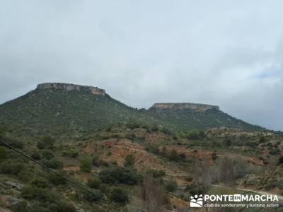 Senderismo Guadalajara - Monumento Natural Tetas de Viana. puente de constitucion